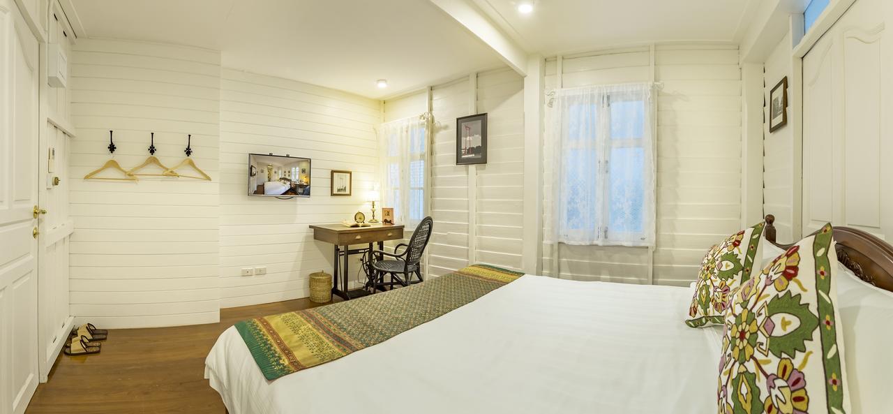 Baankachitpan Bangkok Hotel Exterior photo